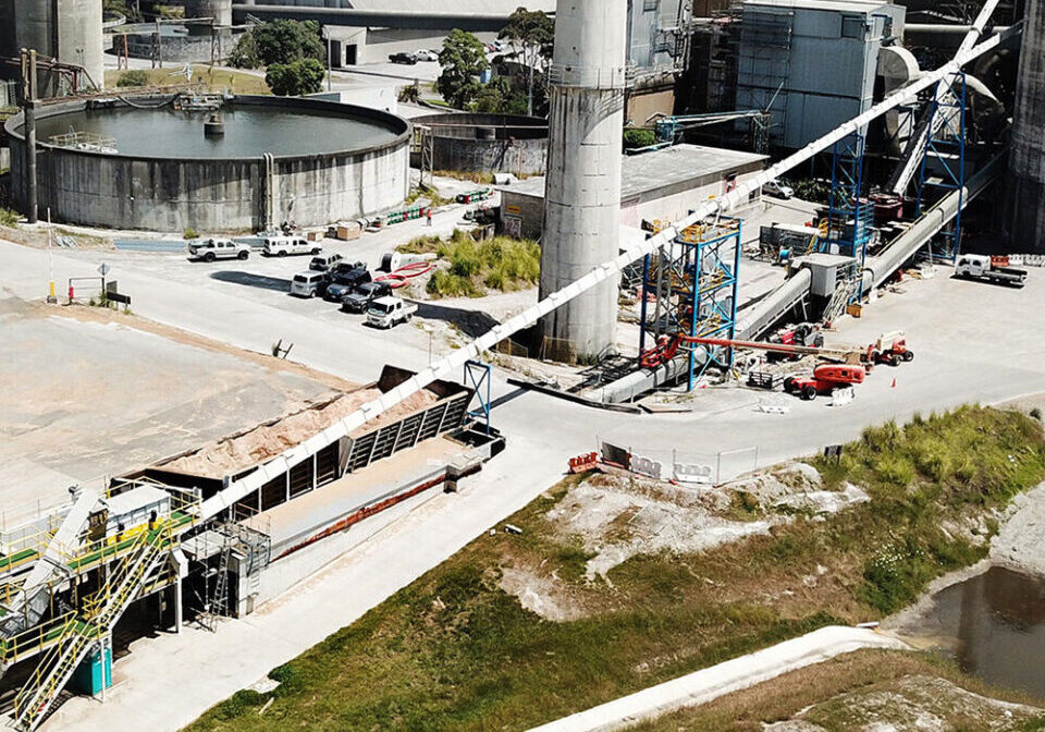 CIL Ltd Air-Supported Belt Conveyor.